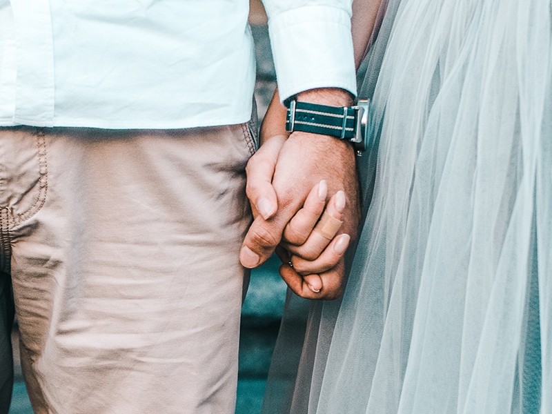 Lifespire about elements hands